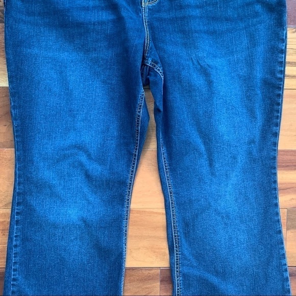 Torrid Luxe Slim Boot Jeans - Picture 5 of 12